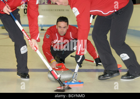 Les membres de l'équipe masculine de curling pour l'équipe de GO Jeux Olympiques d'hiver de Vancouver 2010 Canada. L'équipe photo skip to David Murdoch Banque D'Images