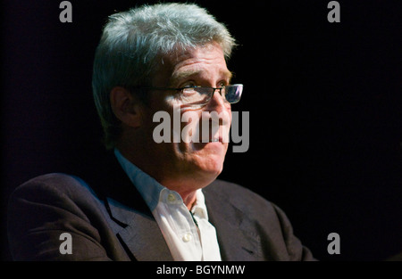 Jeremy Paxman, journaliste britannique, auteur et animateur de télévision photographié à Hay Festival 2009. Banque D'Images