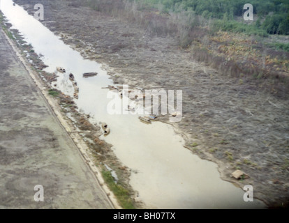 Photo montre la détérioration de la végétation, probablement causé par l'agent Orange ou un semblable défoliant utilisée pendant la guerre du Vietnam. Banque D'Images