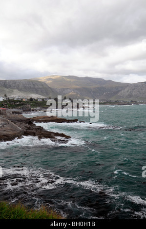 Hermanus Walker Bay Harbour côte littoral côtier port Western Cape Afrique du Sud Banque D'Images