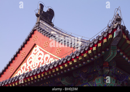 Avant-toit de l'architecture traditionnelle de la Chine. Banque D'Images