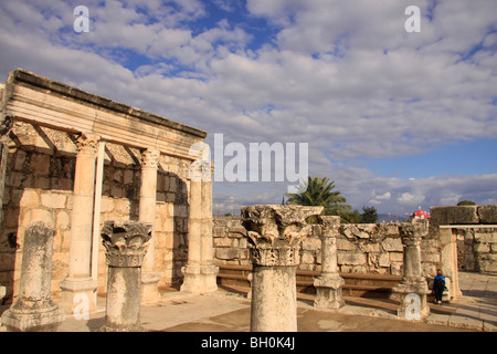 Israël, la Mer de Galilée, l'ancienne synagogue de Capharnaüm Banque D'Images