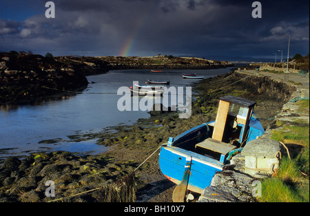 Paysage près de Carna à marée basse, du Connemara, dans le comté de Galway, Irlande, Europe Banque D'Images