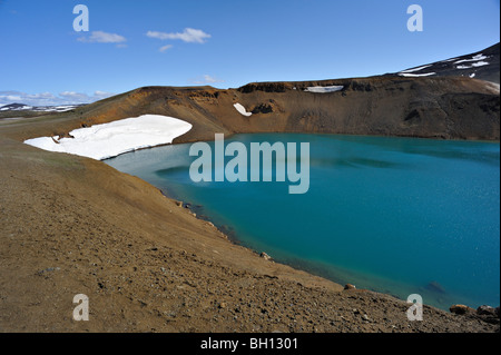 L'explosion-remplis d'eau ou de la cratère viti Krafla volcano près de 73320 dans le nord de l'Islande Banque D'Images