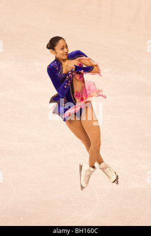 Miki Ando (JPN) qui se font concurrence sur les femmes à la court aux Championnats du monde de patinage artistique 2009 Banque D'Images
