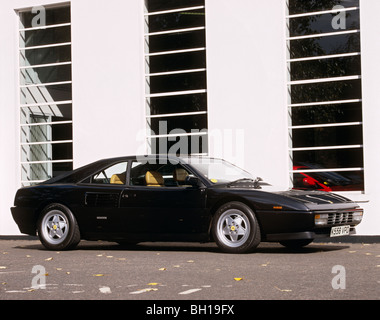 Ferrari Mondial T Coupé Banque D'Images