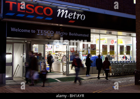 Tesco Metro - Berkhamsted - Hertfordshire Banque D'Images