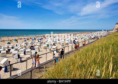 Chaises de plage à la plage de Westerland, l'île de Sylt, Schleswig-Holstein, Allemagne Banque D'Images