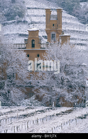 Winery et paysage en hiver, Bolzano, Tyrol du Sud, Italie Banque D'Images