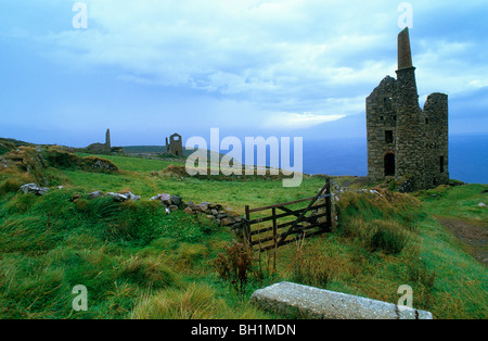 L'Europe, l'Angleterre, Cornwall, old mines d'étain dans Botallack Banque D'Images