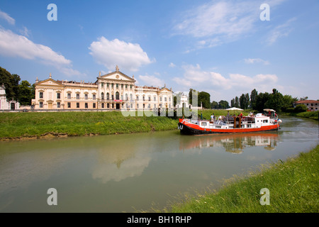 La Villa Pisani, Stra, Brenta, Veneto, Italie Banque D'Images