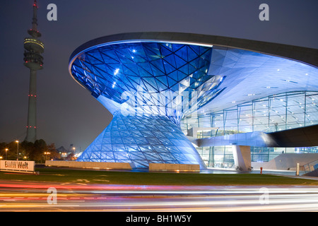 BMW Welt. Conçu par l'architecte Wolfgang Prix, Coop Himmelb(l)au, d'une expérience client et un complexe d'exposition Banque D'Images