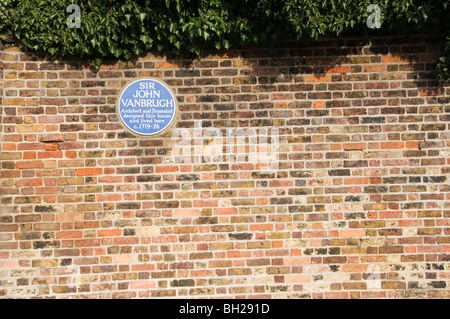 Blue plaque sur le château Vanbrugh, résidence de Sir John Vanbrugh dans Maze Hill, Greenwich Banque D'Images