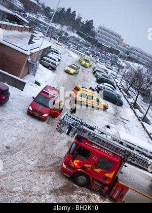 Véhicules d'incendie en hiver (Suède) Banque D'Images