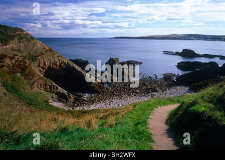 Une vue de la baie et plage de Cullen sur le Moray Firth au nord-est de l'Écosse Banque D'Images