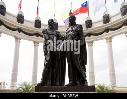 L'Équateur. La ville de Guayaquil. Monument à Simon Bolivar et Antonio José de Sucre. Banque D'Images