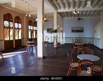 Equateur Guayaquil.city.Guayaquil Historical Park.Boardwalk.1900 bâtiments traditionnels en bois du xixe siècle. Banque D'Images