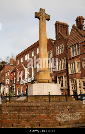 War Memorial sur High Street West Sussex UK Arundel Banque D'Images