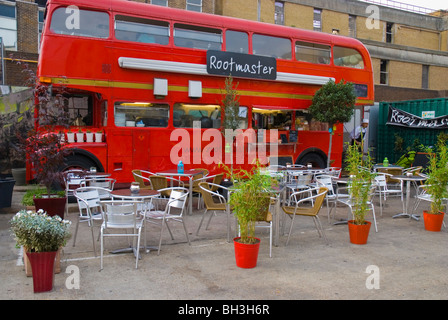 Rootmaster restaurant végétarien Cour Puma est de Shoreditch London England UK Europe Banque D'Images