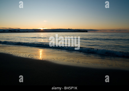 dh Skaill Bay SANDWICK ORKNEY trou de Rowe promontoire à coucher de soleil skaill baie plage côte océan crépuscule littoral mer royaume-uni plages