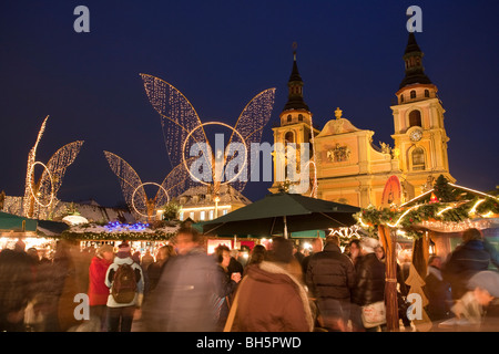 Marché de Noël baroque, EVANGELISCHE PFARRKIRCHE ÉGLISE, Ludwigsburg, Bade-wurtemberg, Allemagne Banque D'Images