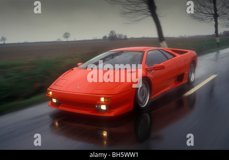 1993 Lamborghini Diablo VT roulant en Italie Banque D'Images