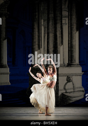 Birmingham Royal Ballet. Sauts quantiques. En poudre. Banque D'Images