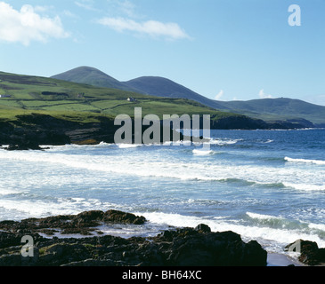 St finians bay, iveragh, comté de Kerry, Irlande, vagues de l'Atlantique sur la côte sud-ouest de l'Irlande Banque D'Images