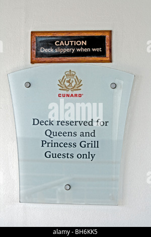 Réservés pour la princesse de pont et Queen's Grill les clients sur des bateaux de croisière de Cunard, dans ce cas, le Queen Mary 2 Banque D'Images