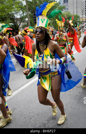 Annuel de la Carifiesta à Montréal défilé du carnaval au centre-ville de Montréal. Banque D'Images