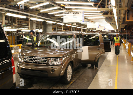 Land Rover T5 de caisse et dernière ligne à Solihull Banque D'Images