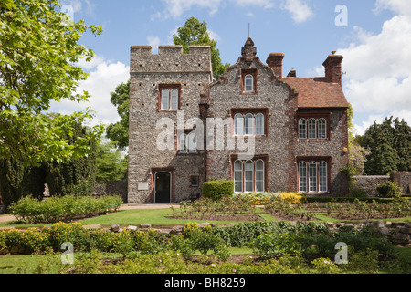 Tower House à Westgate Gardens. Canterbury, Kent, Angleterre, Royaume-Uni, Europe Banque D'Images