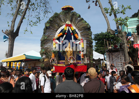 Les hindous qui participent à Thaipusam, lors d'un pèlerinage au Batu Caves au nord de Kuala Lumpar dans Malaysaia. Banque D'Images