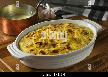 Gratin dauphinois gratin de pommes de terre dauphinoise Banque D'Images