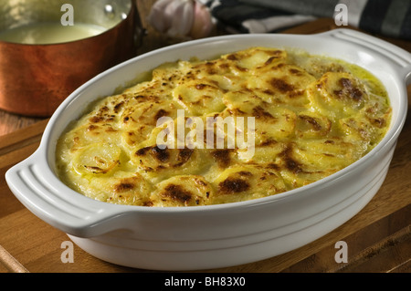 Gratin dauphinois gratin de pommes de terre dauphinoise Banque D'Images