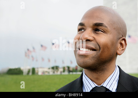 Portrait d'un homme bien habillé et souriant à la suite, Washington DC, USA Banque D'Images