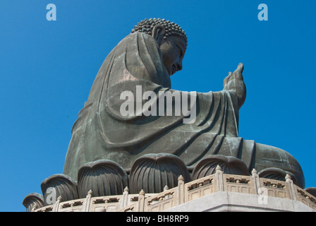 Tian Tan Buddha (Big Buddha) sur l'île de Lantau à Hong Kong. Banque D'Images