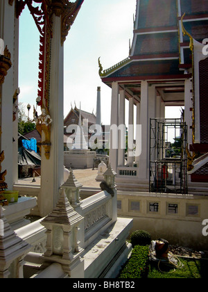 Bangkok, Thaïlande, Wat Benchamabohit Temple, sur l'extérieur, détails architecturaux, Porche Banque D'Images