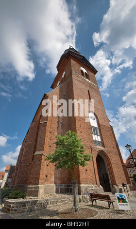 Sankt Marien Kirche in Waren dans le Mecklembourg Lake District dans la région de Schleswig-Holstein, Allemagne Banque D'Images