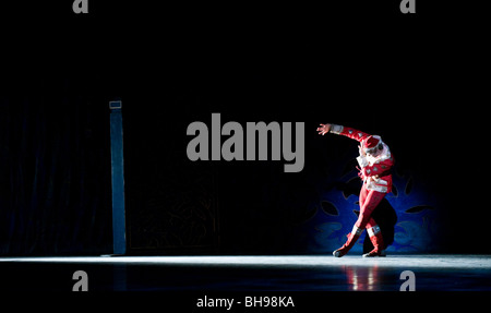 Birmingham Royal Ballet. L'Oiseau de feu. Banque D'Images