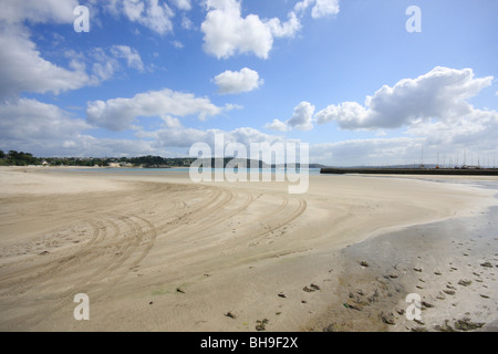 Plage française sur le coût de la Bretagne. Banque D'Images