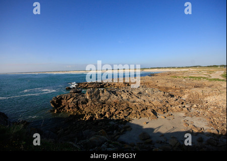 Plage française sur le coût de la Bretagne. Banque D'Images