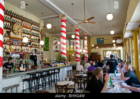 Buenos Aires Le Petangue France San Telmo Brasserie Restaurant Argentine Town City Banque D'Images