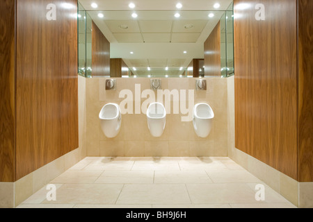 Urinoir urinoirs,toilettes,,ablutions,loo,hotel,clean,uriner,monsieurs Banque D'Images