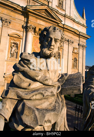 Pologne Cracovie le Baroque Saint Pierre et Saint Paul Apôtres de l'Église statues Banque D'Images