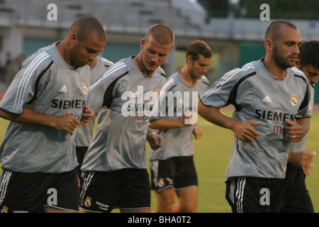 Footballeur Anglais David Beckham l'entraînement avec le Real Madrid, à Tokyo, Japon, 2004. Banque D'Images