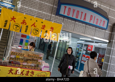 Des scènes de rue de la ville de Toyota, à domicile, les fabricants de voiture Toyota au Japon. Banque D'Images