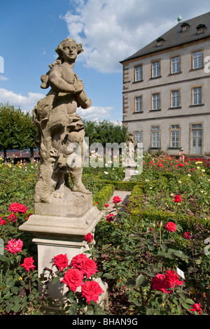 STATUES ROCOCO, ROSERAIE, Baroque, NEUE RESIDENZ, NOUVELLE RÉSIDENCE, ENTREPRISE HILL, Bamberg, Franconia, Bavaria, GERMANY Banque D'Images