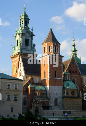 Pologne, Cracovie, Sigismond Chapelle et la cathédrale dans le cadre du Château Royal de Wawel à Banque D'Images