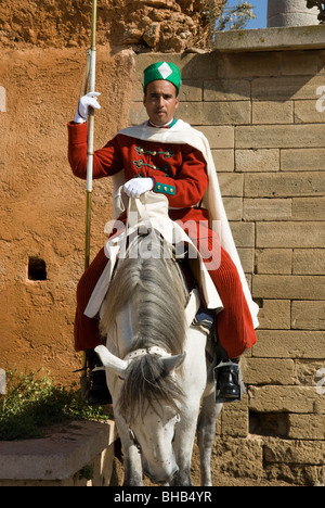 Garde royale à cheval, Mausolée de Mohammed V, Rabat, Maroc. Banque D'Images